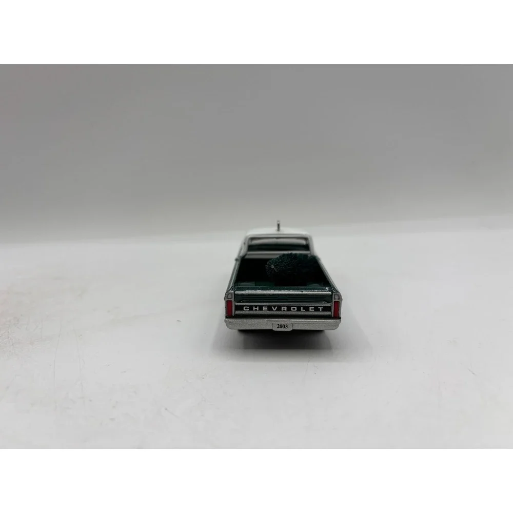 Hallmark Keepsake Ornament 2003 1972 Chevrolet Cheyenne Super 9th in Series